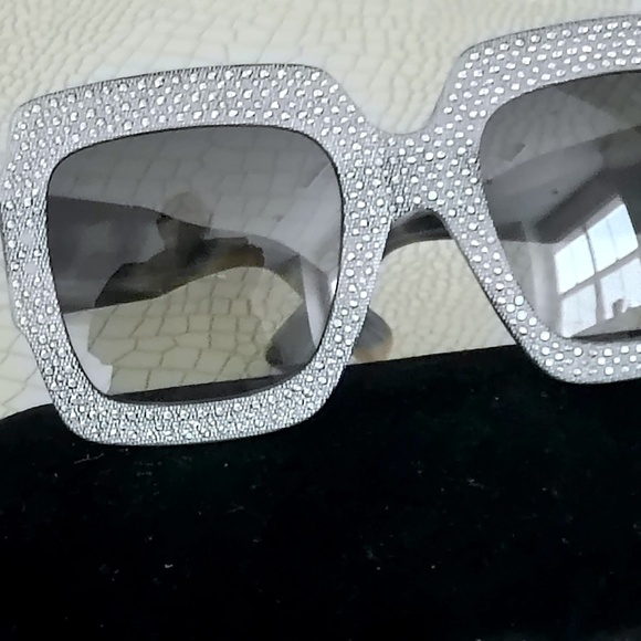 Rare HOT Gucci "GRAY COLOR" Swarovski Rhinestones Square Sunglasses GG0048/S - Picture 6 of 16